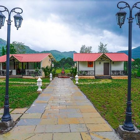 Ninad Homestays Karjat Buitenkant foto