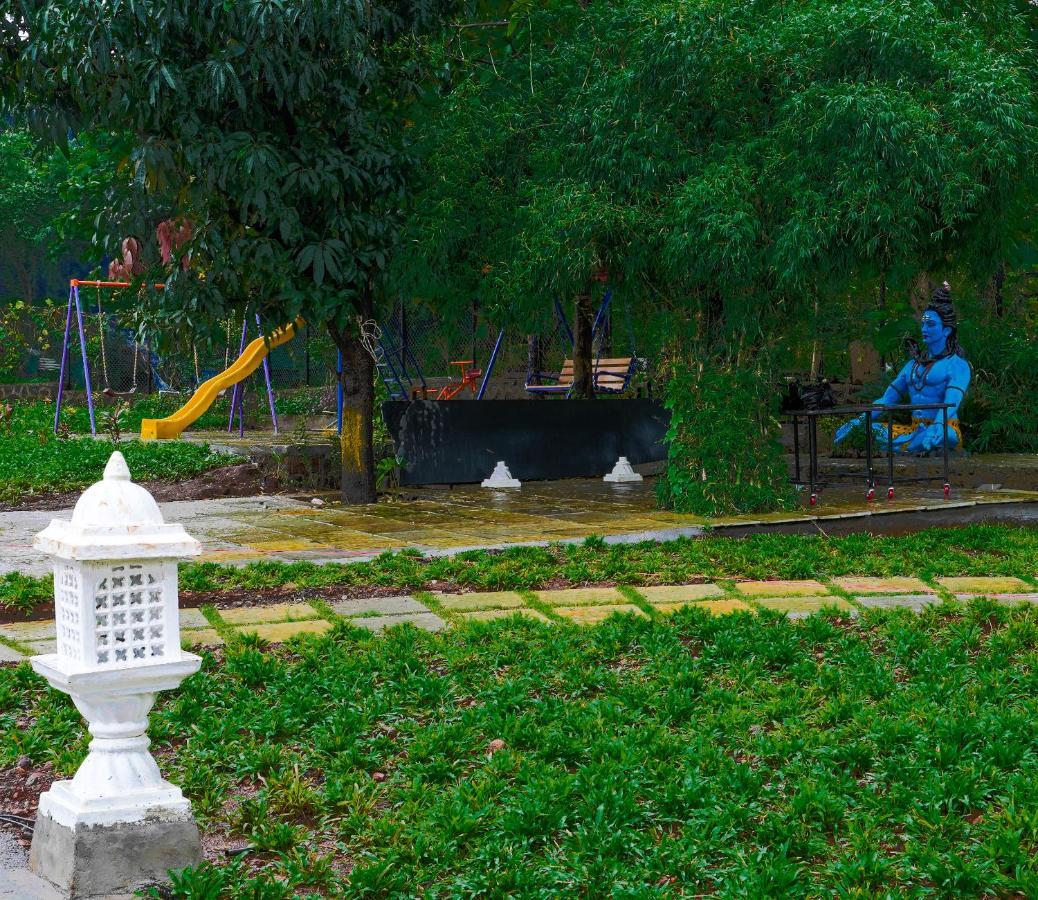 Ninad Homestays Karjat Buitenkant foto