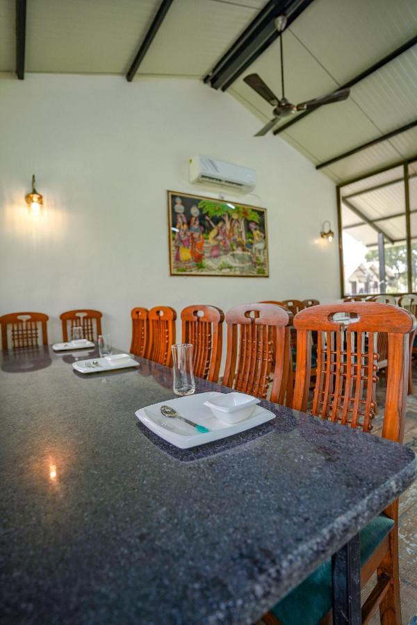 Ninad Homestays Karjat Buitenkant foto